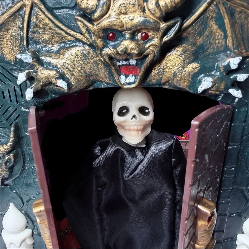 Vtg MSR 1993 The Haunted House Animated Dracula Skeleton Halloween Prop Works